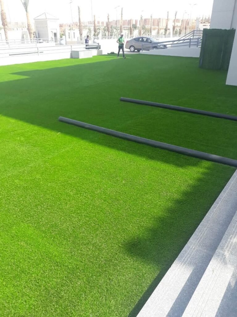 عشب صناعي في الرياض – شركة العروبة للموكيت والأرضيات